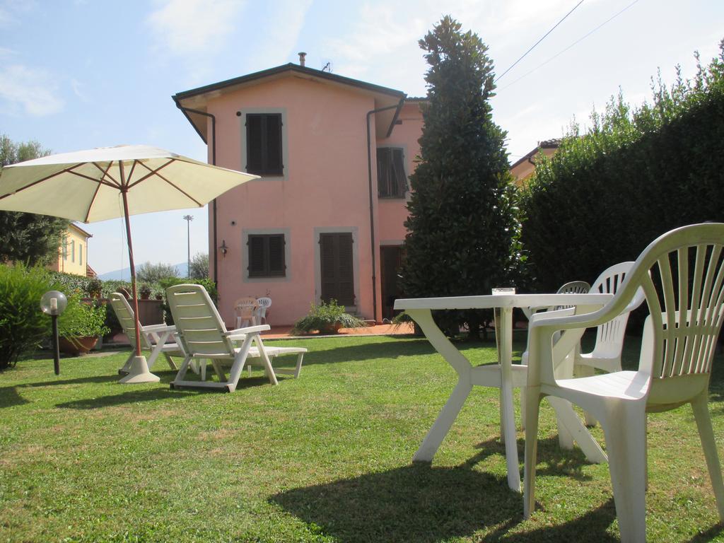 Affittacamere Villa Delia Lucca Luaran gambar